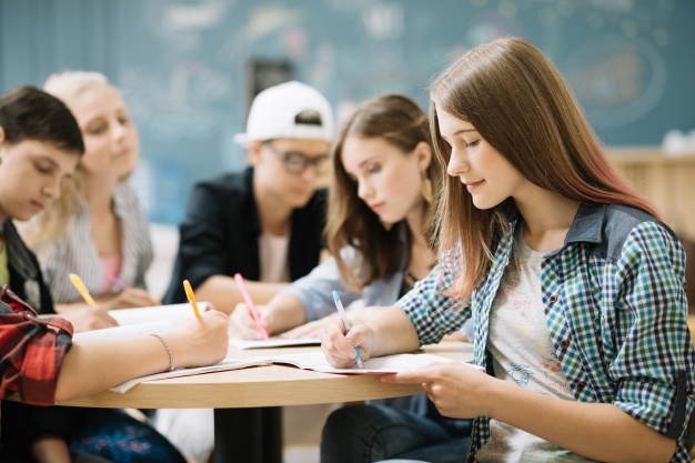 grupo de estudiantes